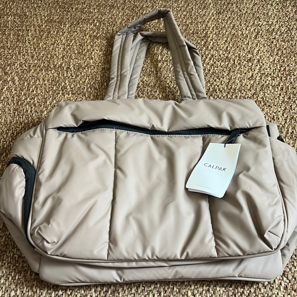 NWT Calpak Luka duffel bag